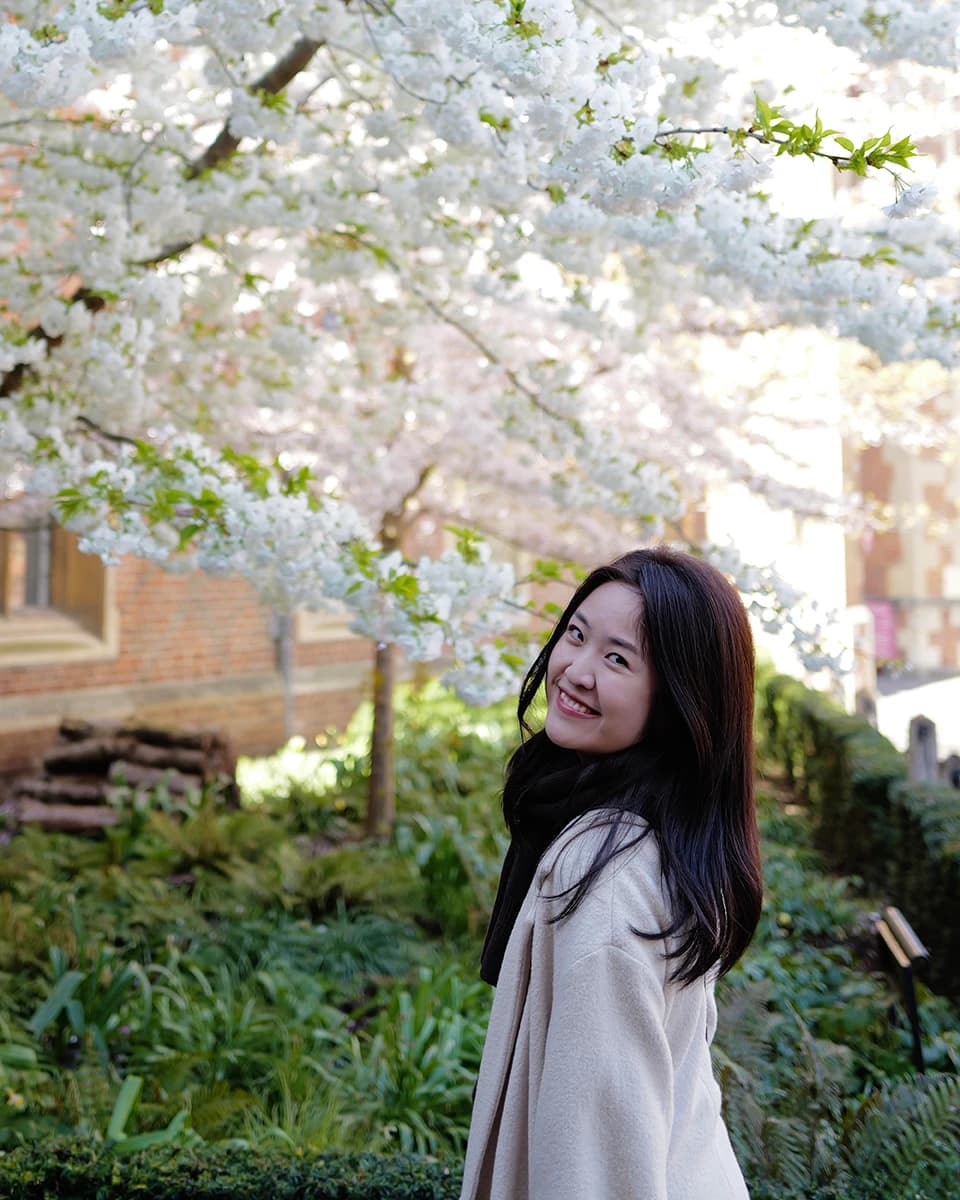 Elaine Zhong — Mezzo-Soprano